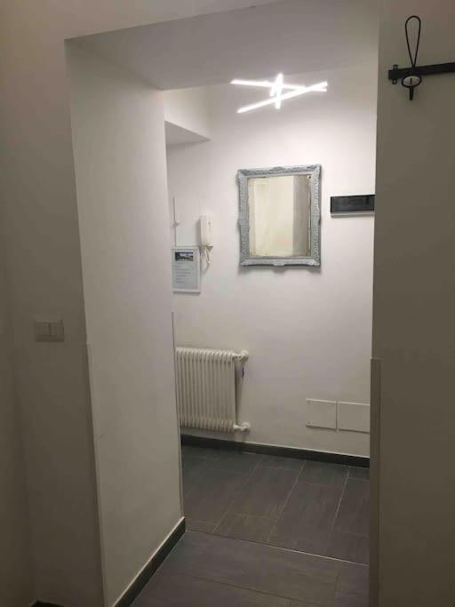 Beautiful Apartment Next To Piazza Di Spagna Рим Экстерьер фото