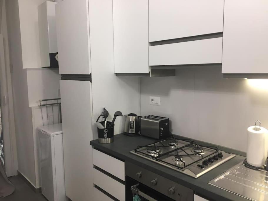 Beautiful Apartment Next To Piazza Di Spagna Рим Экстерьер фото